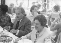 Homo mensura - Filip Kalan Kumbatovič in Sofia o.Looko iz Gane (prva z leve) ter Rio Malms iz Švice (tretja z leve). FIRT 1978 (Benetke?)