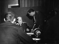 prof. dr. France Koblar - Ob 20-letnici predavateljstva na AGRFT in izvolitvi med redne člane SAZU je Viba posnela kratek portret prof. Koblarja (rež. Milan Ljubić, maj 1965). Slike so s filmskega zapisa (snemalca: France Cerar, Janez Verovšek).
Povzeto po List 4 (1964-1965).
