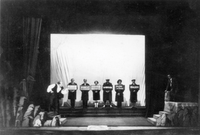 Hermon Ould: Piskač se smeje: Skrbinšek, Cesar, Kaukler, Juvan, ?, Levar - SNG Drama Ljubljana, 8. 4. 1929.
Fotografija je last: SLOGI (SGM)
Neg.: S.LXXIII, 50, sig. 2917