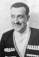 L. N. Andrejev: Mladoletje - Levar kot M. G. Ivanovič - SNG Drama Ljubljana, 8. 10. 1930. 
Plakat 552. Fotografija je vir: SLOGI (SGM).
Neg.: S.CLXVI, 13; sig. 7066