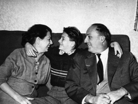 Družina Jan - 1953, stanovanje na Miklošičevi